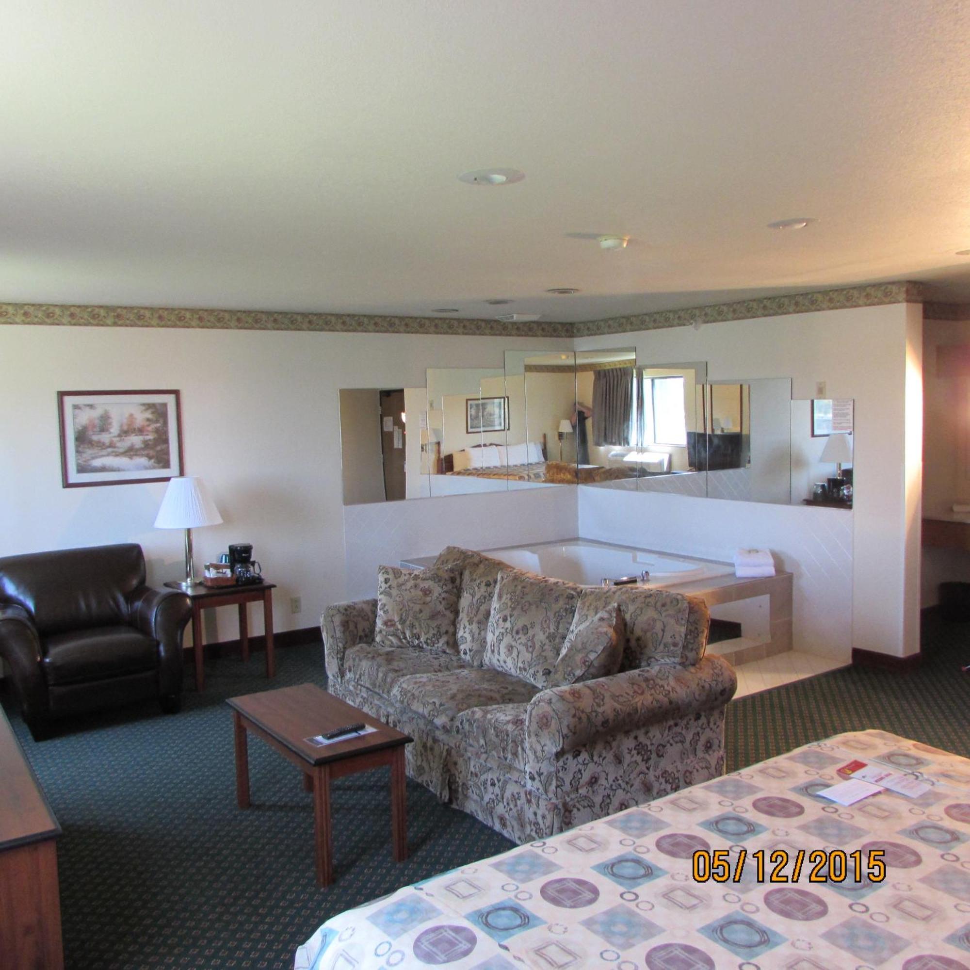 Super 8 By Wyndham Omaha Eppley Airport/Carter Lake Hotel Room photo