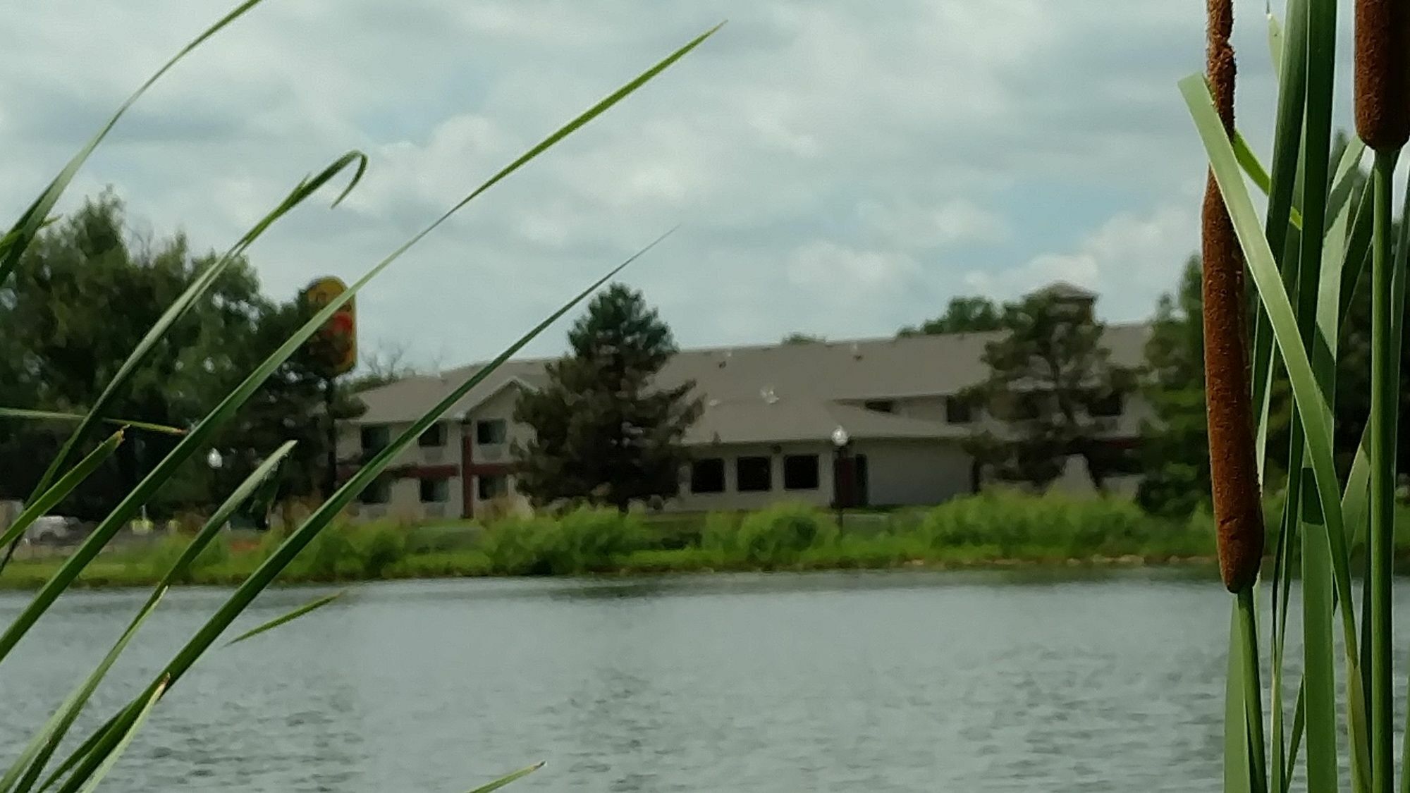 Super 8 By Wyndham Omaha Eppley Airport/Carter Lake Hotel Exterior photo